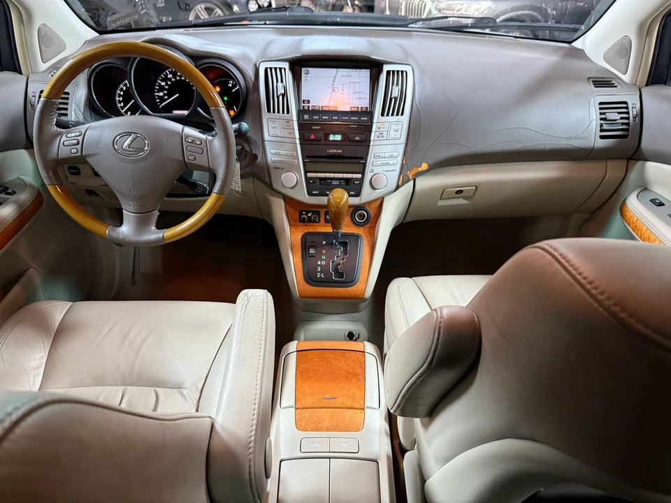 2007 Lexus RX 3rd Gen - Image 10 of 12