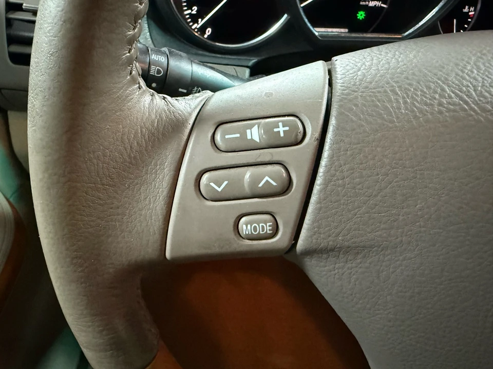 2007 Lexus RX 2nd Gen - Image 15 of 21