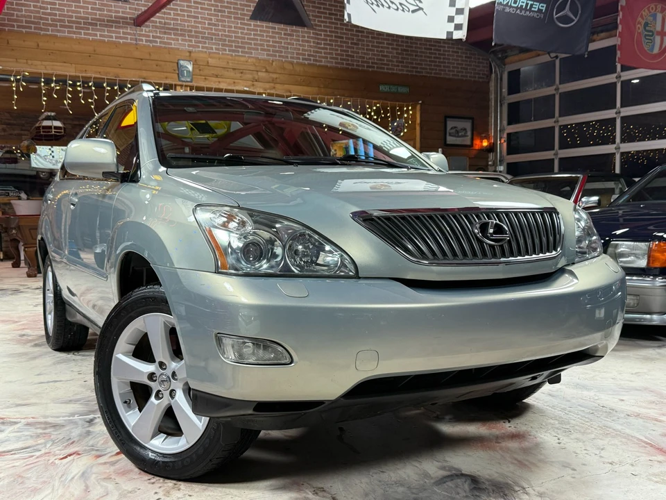2007 Lexus RX 3rd Gen - Image 3 of 12
