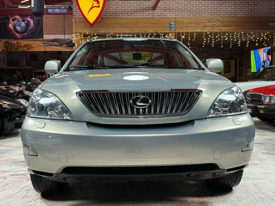 2007 Lexus RX 3rd Gen - Image 2 of 12