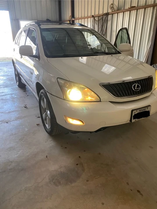 2007 Lexus RX 2nd Gen - Image 4 of 9