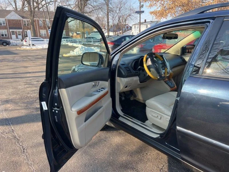 2007 Lexus RX 2nd Gen - Image 11 of 12