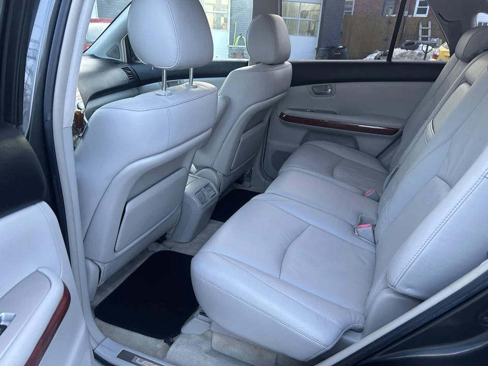 2007 Lexus RX 2nd Gen - Image 10 of 18