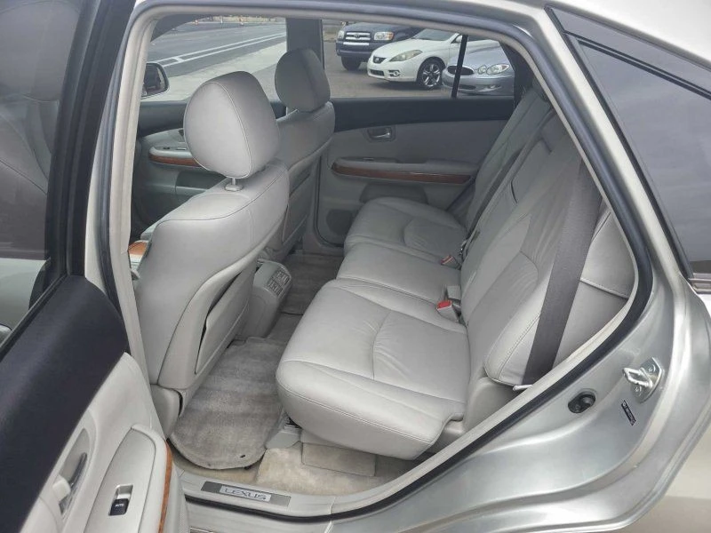 2007 Lexus RX 2nd Gen - Image 16 of 21