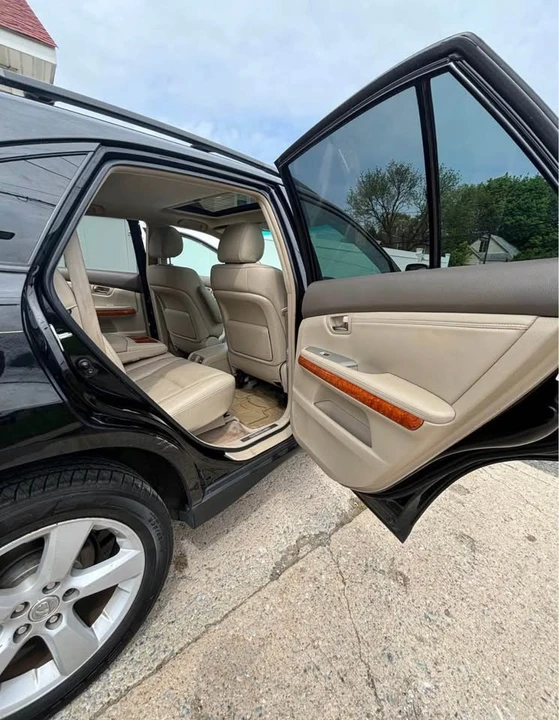 2007 Lexus RX 2nd Gen - Image 4 of 9