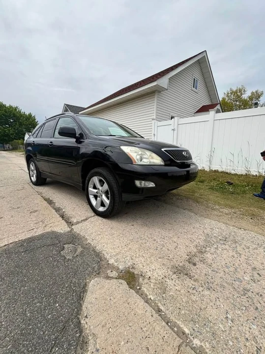 2007 Lexus RX 2nd Gen - Image 2 of 9