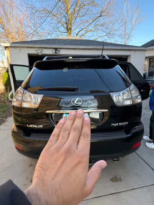 2007 Lexus RX 2nd Gen - Image 3 of 9