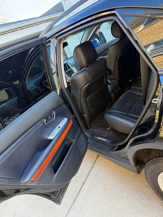 2007 Lexus RX 2nd Gen - Image 5 of 10