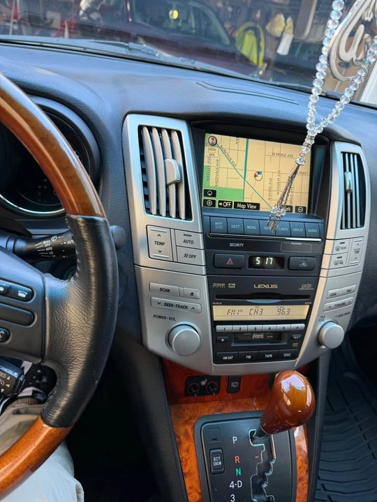 2007 Lexus RX 2nd Gen - Image 8 of 10
