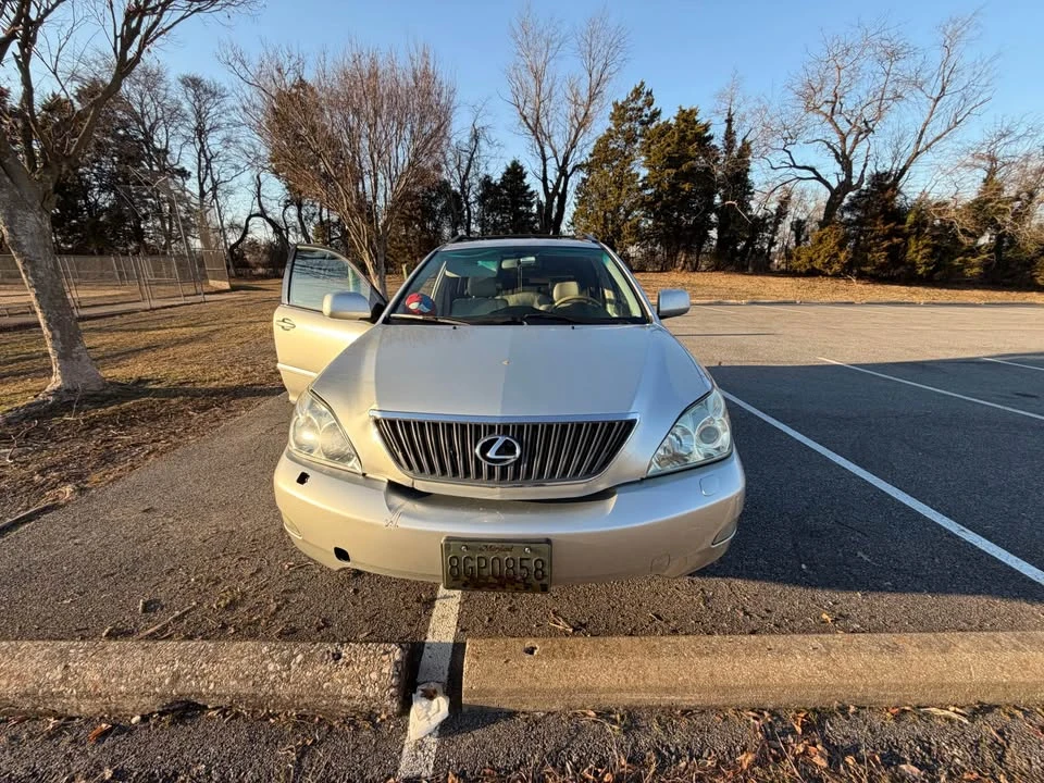 2007 Lexus RX 2nd Gen - Image 3 of 10