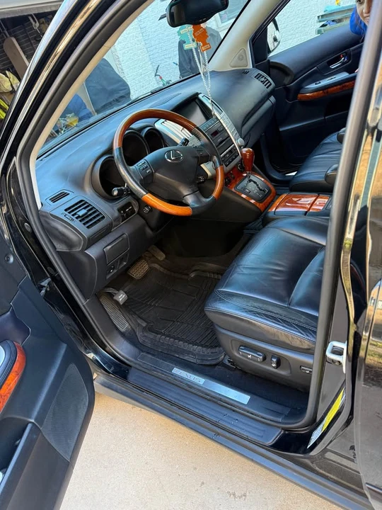 2007 Lexus RX 2nd Gen - Image 4 of 10