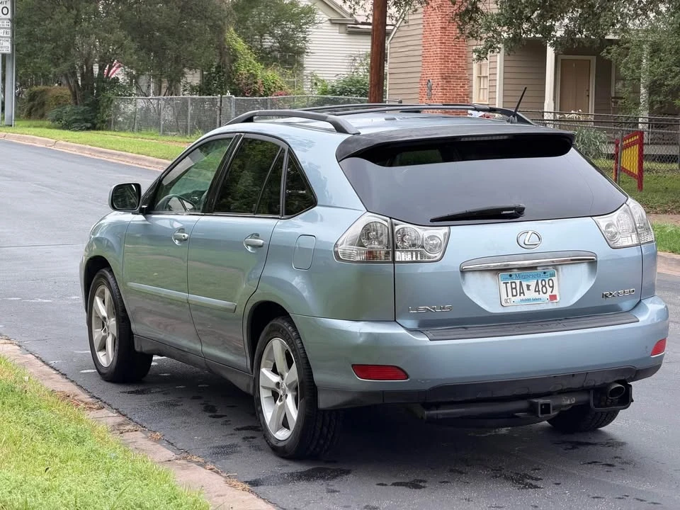 2007 Lexus RX 2nd Gen - Image 2 of 8
