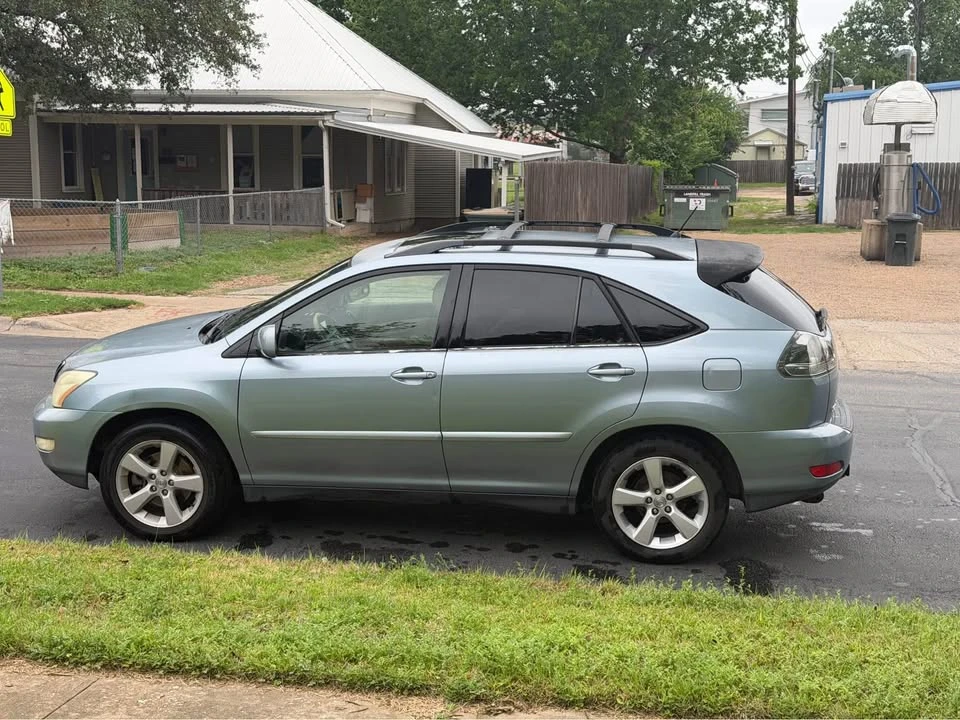 2007 Lexus RX 2nd Gen - Image 4 of 8