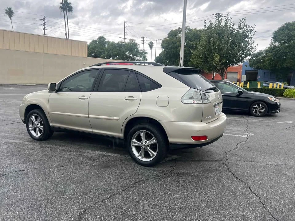 2007 Lexus RX 2nd Gen - Image 3 of 14