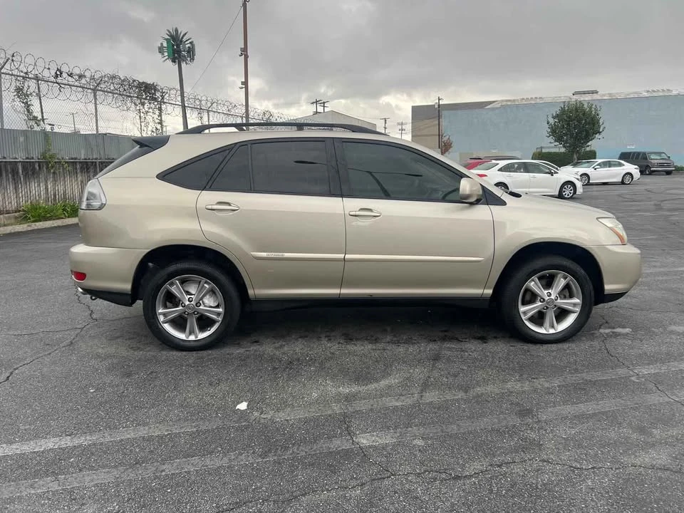 2007 Lexus RX 2nd Gen - Image 5 of 14