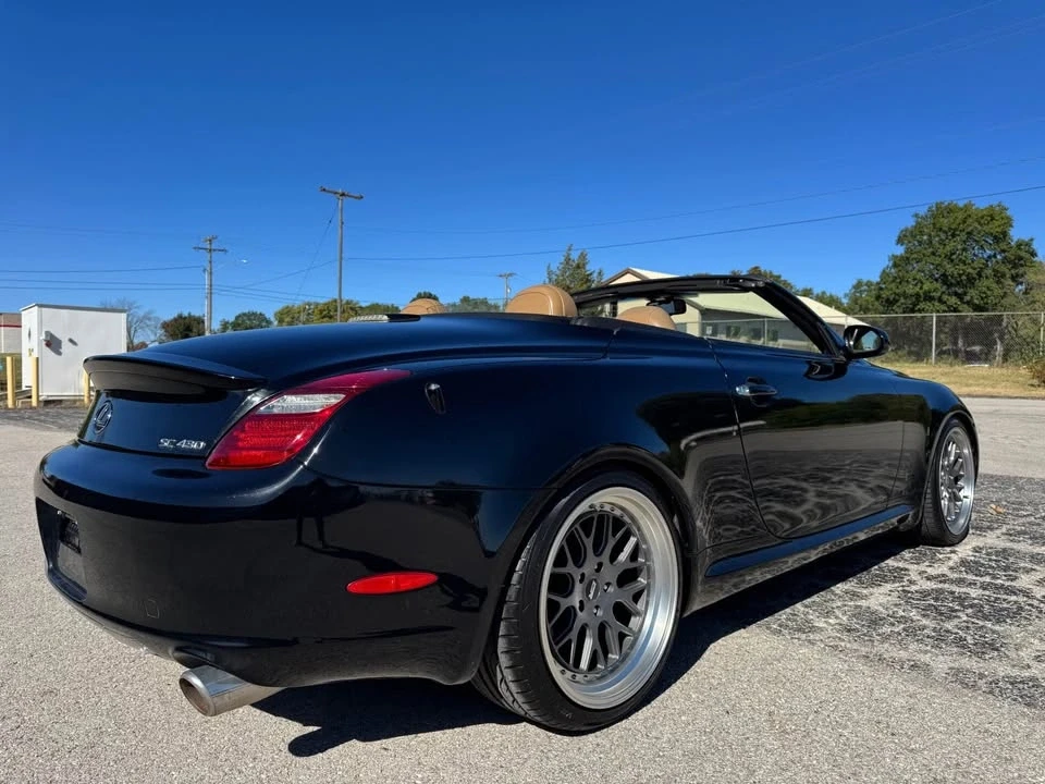 2007 Lexus SC430 - Image 2 of 18