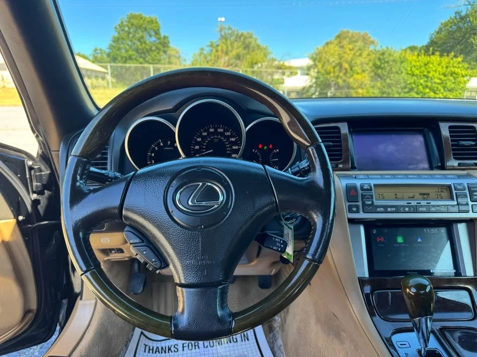 2007 Lexus SC430 - Image 9 of 18