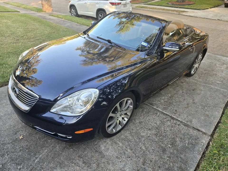 2007 Lexus SC430 - Image 2 of 17