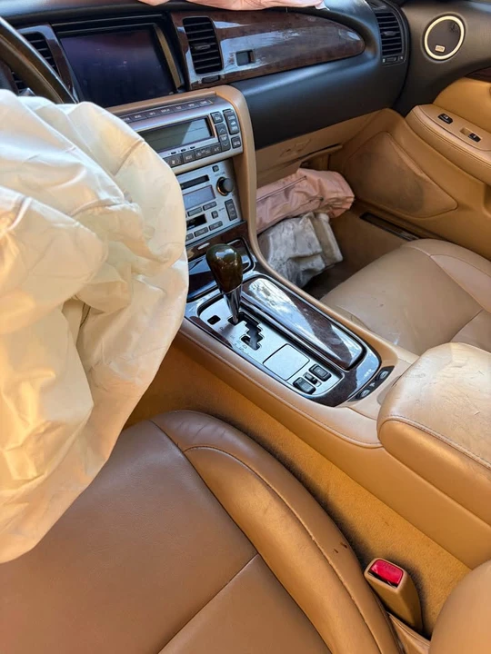 2007 Lexus SC430 - Image 6 of 12