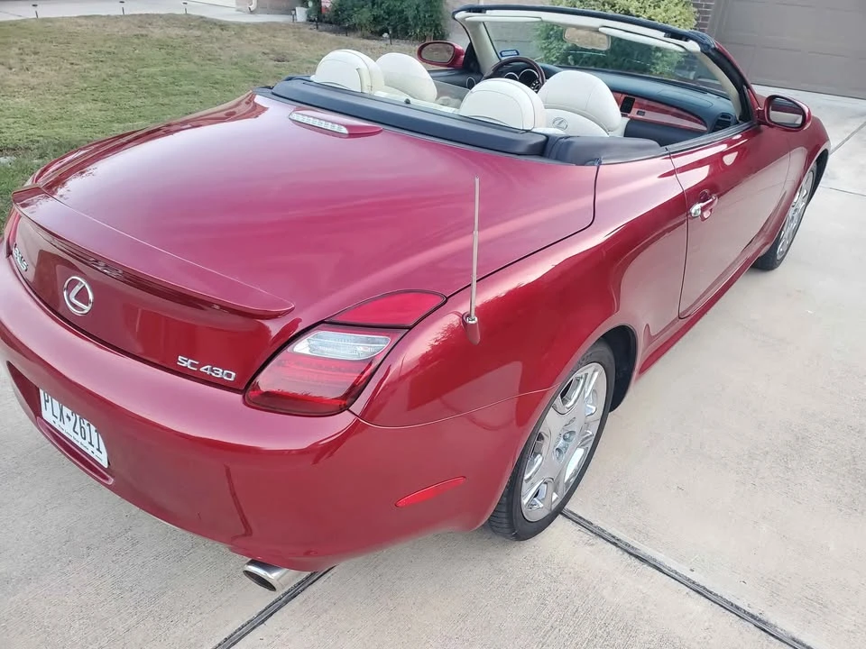 2007 Lexus SC430 - Image 11 of 17