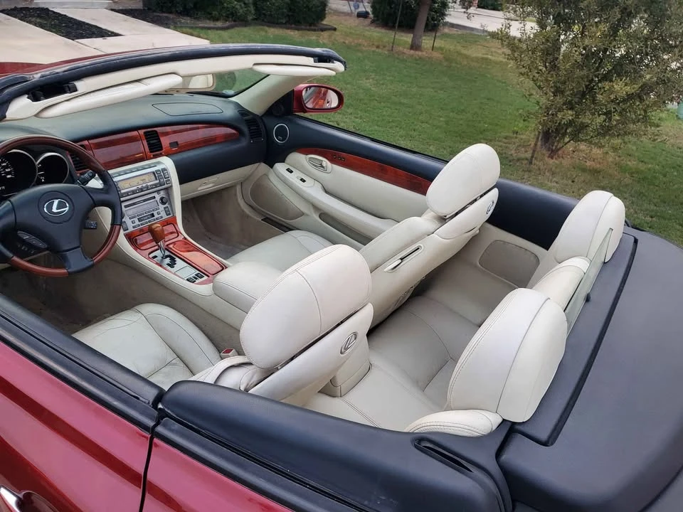 2007 Lexus SC430 - Image 14 of 17