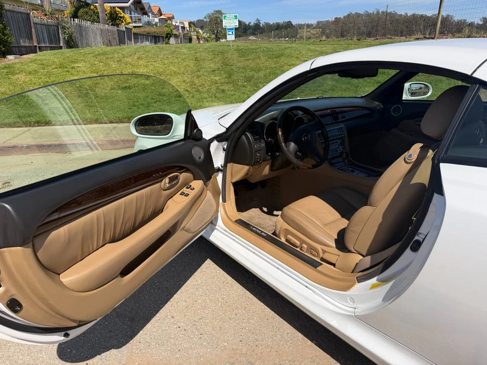 2007 Lexus SC430 - Image 4 of 14