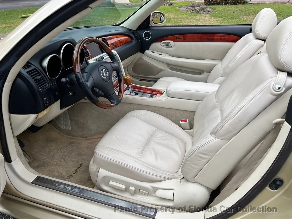 2007 Lexus SC430 - Image 9 of 12