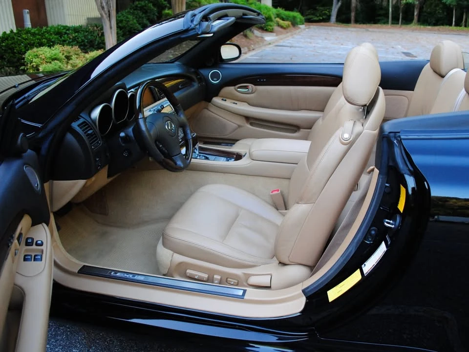 2007 Lexus SC430 - Image 8 of 19