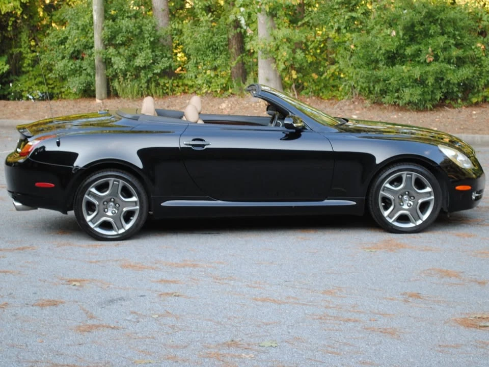 2007 Lexus SC430 - Image 2 of 16