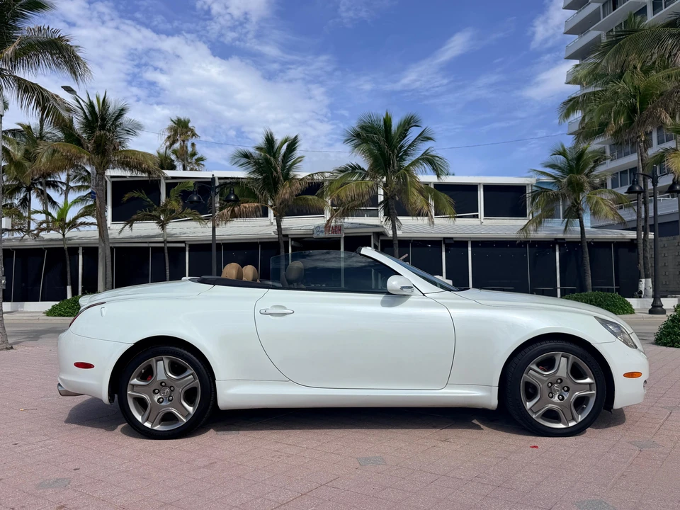 2007 Lexus SC430 - Image 24 of 31