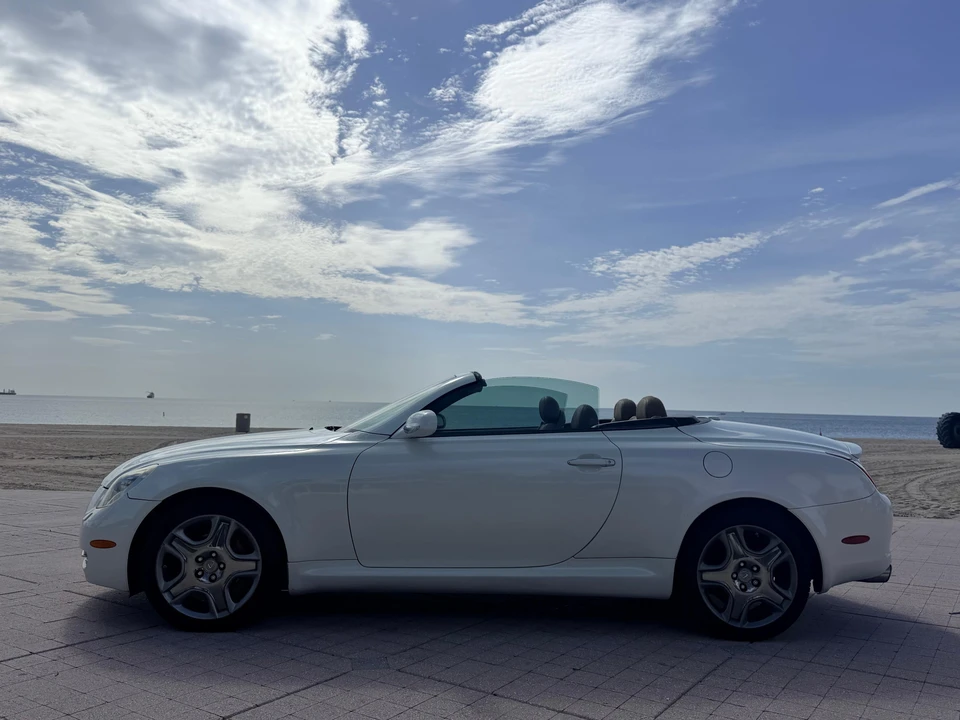 2007 Lexus SC430 - Image 18 of 31