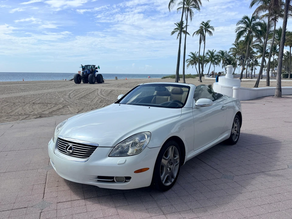 2007 Lexus SC430 - Image 12 of 31
