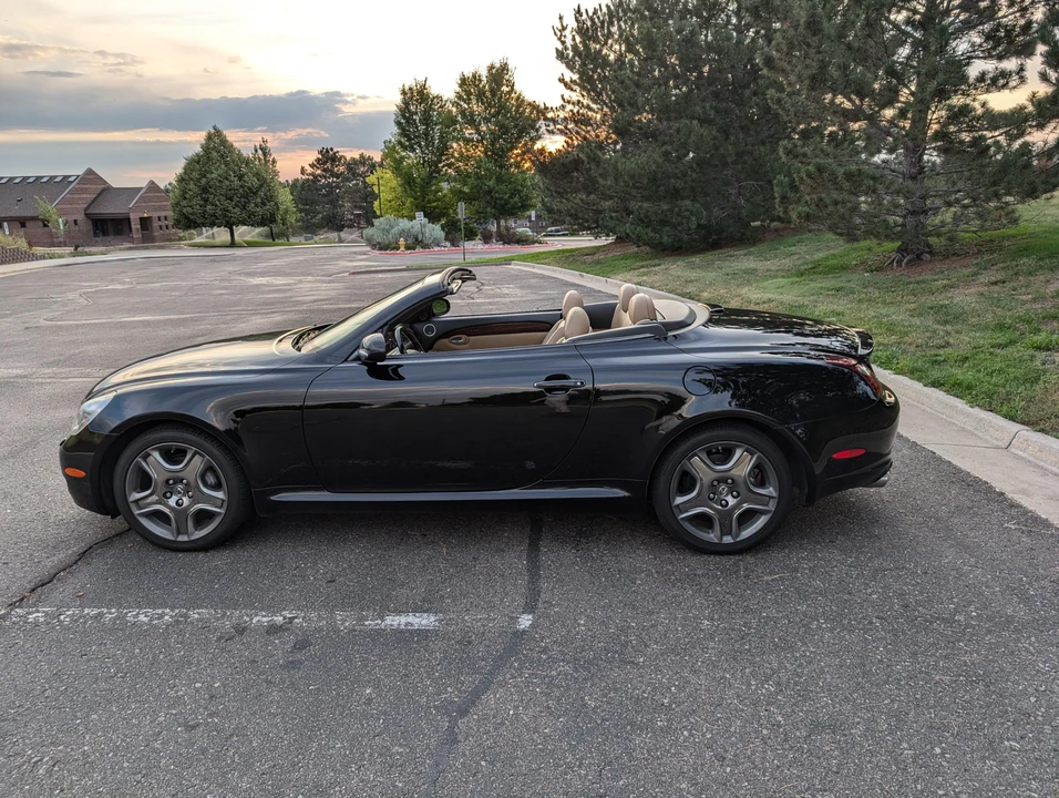 2007 Lexus SC430 - Image 12 of 31