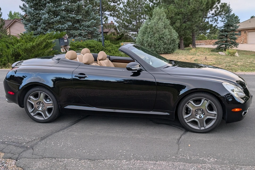 2007 Lexus SC430 - Image 3 of 31