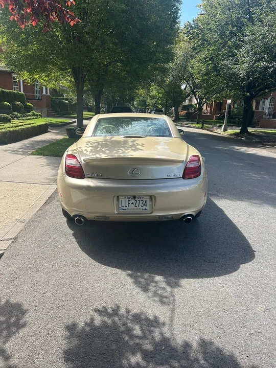 2007 Lexus SC430 - Image 2 of 17
