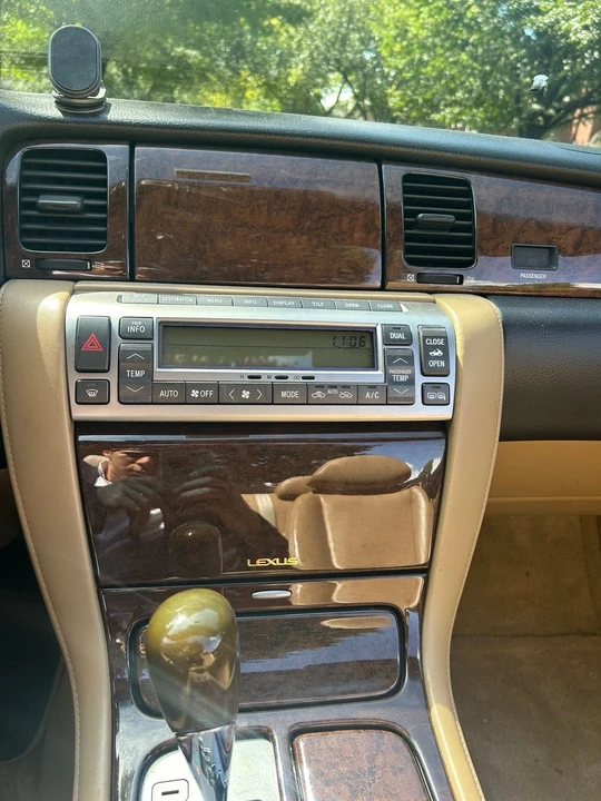 2007 Lexus SC430 - Image 16 of 17