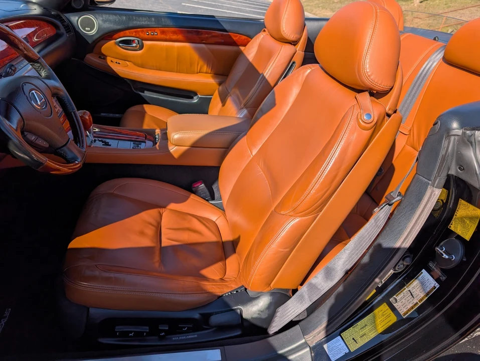 2007 Lexus SC430 - Image 12 of 21