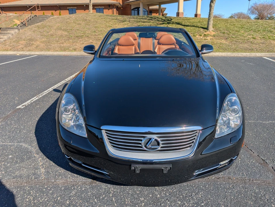 2007 Lexus SC430 - Image 2 of 21