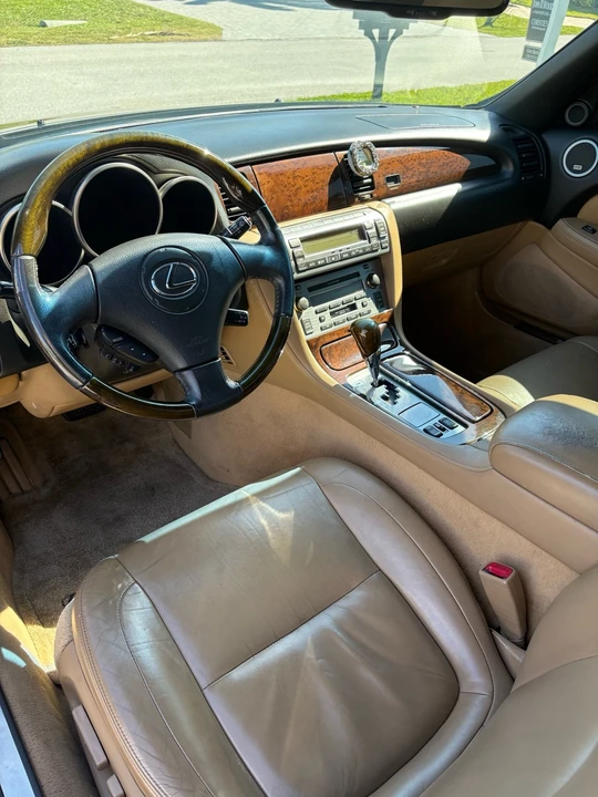 2007 Lexus SC430 - Image 13 of 17