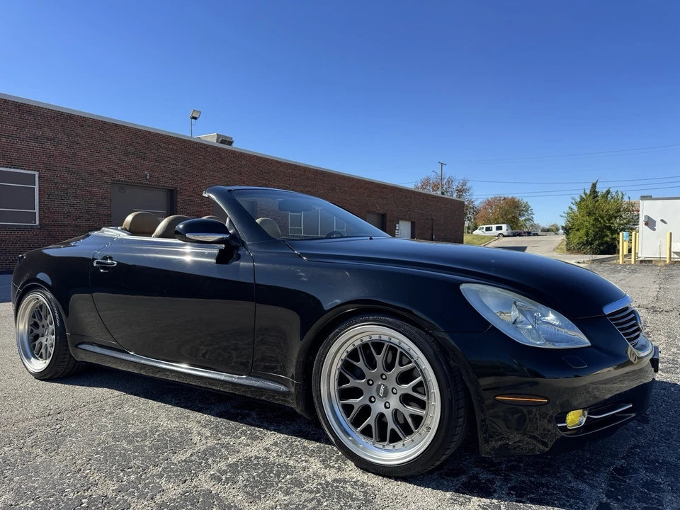 2007 Lexus SC430 - Image 2 of 21