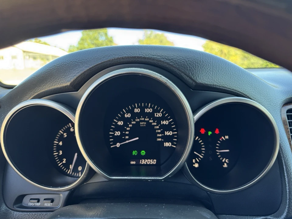 2007 Lexus SC430 - Image 12 of 21