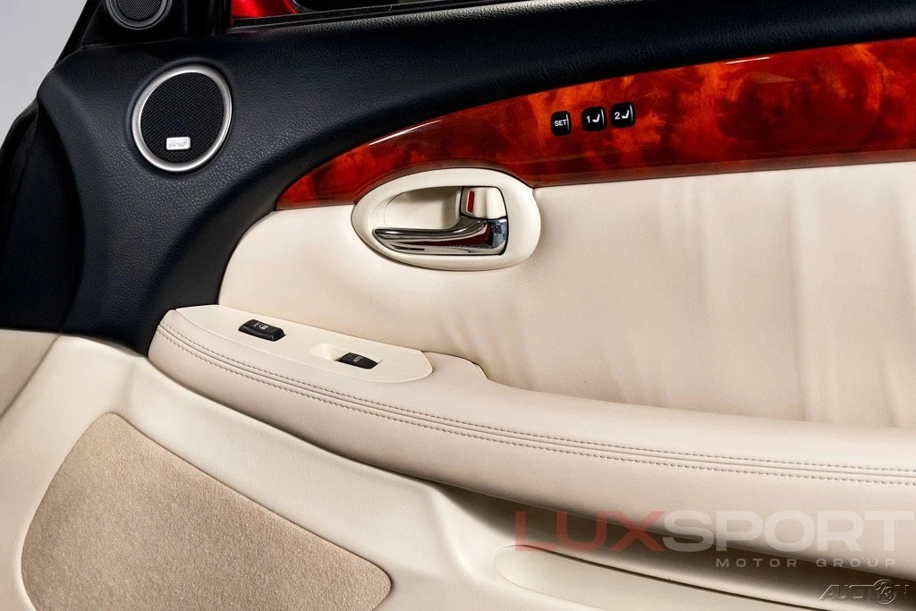 2007 Lexus SC430 - Image 10 of 21