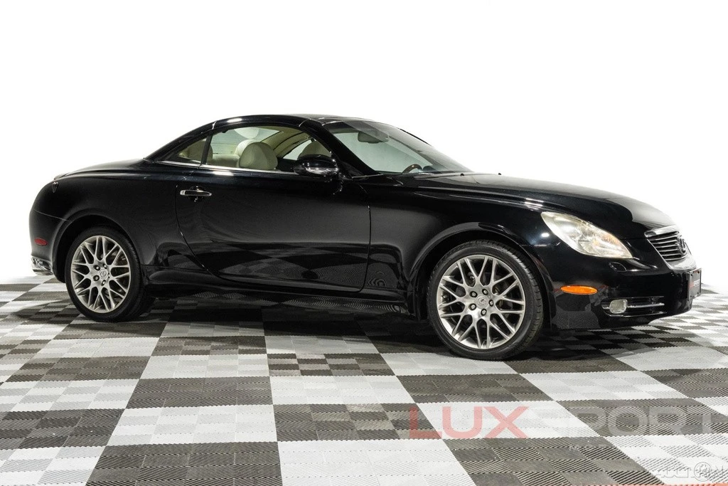 2007 Lexus SC430 - Image 2 of 24