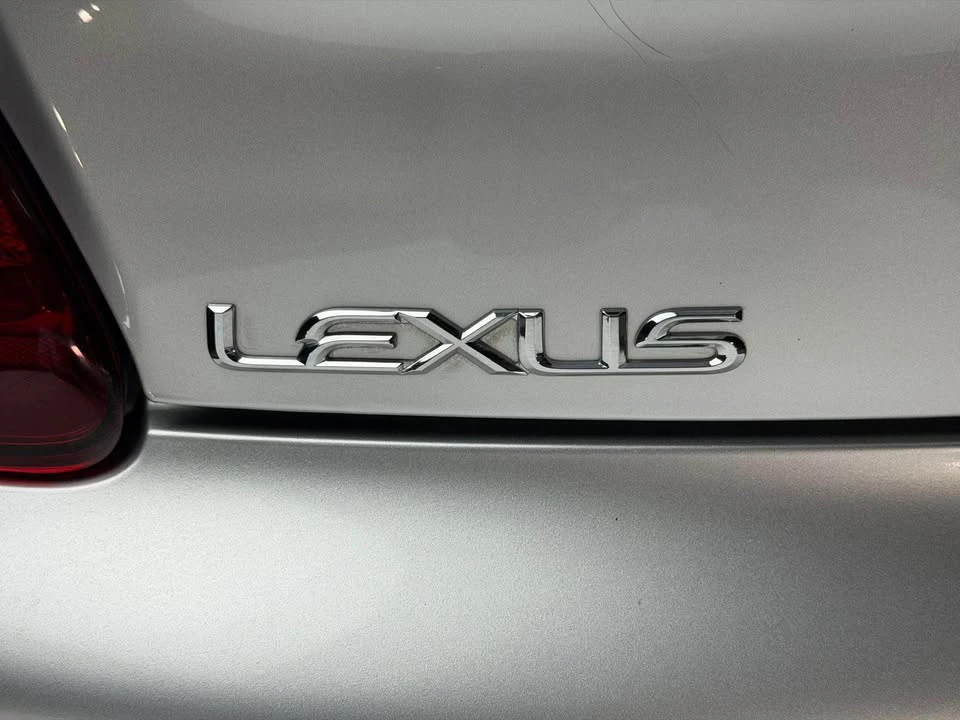 2007 Lexus SC430 - Image 3 of 20