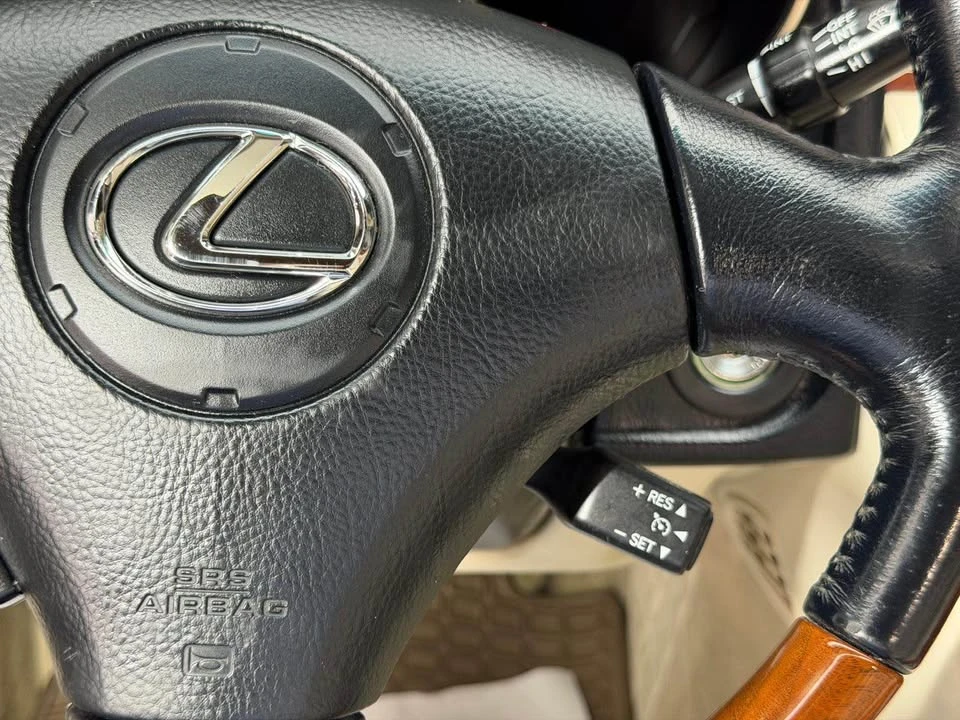 2007 Lexus SC430 - Image 16 of 20