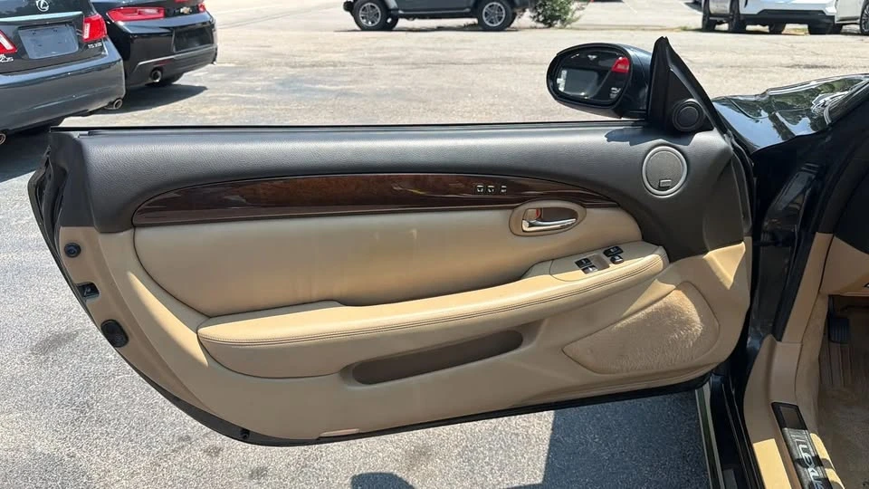 2007 Lexus SC430 - Image 18 of 20