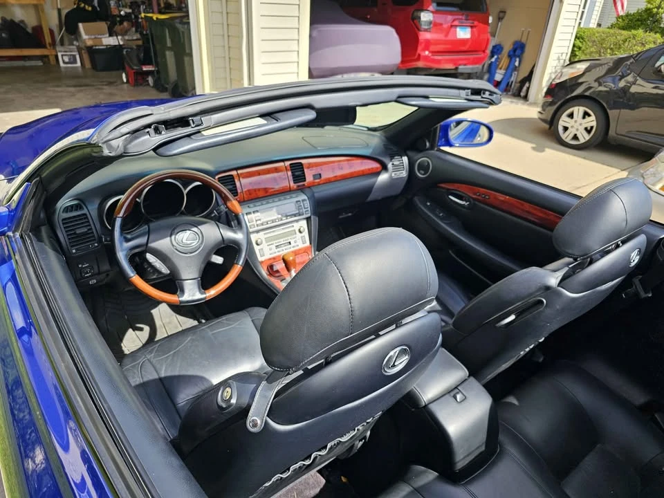 2007 Lexus SC430 - Image 11 of 16