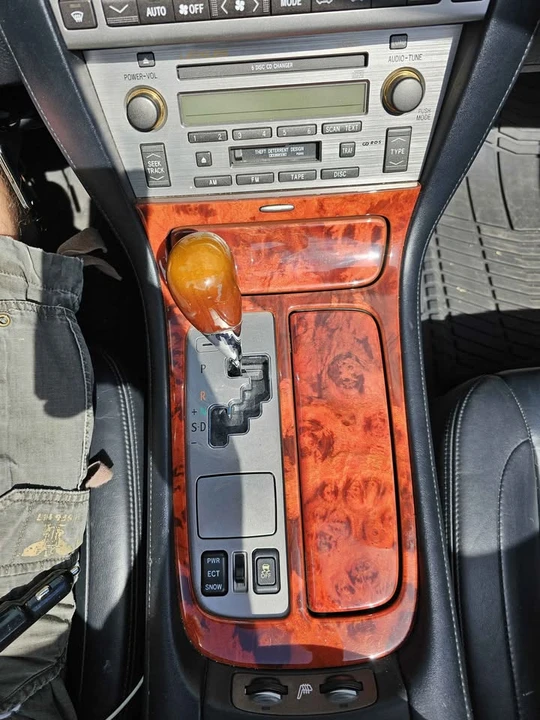 2007 Lexus SC430 - Image 12 of 16