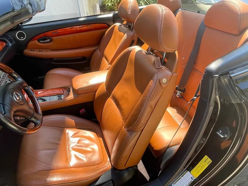 2007 Lexus SC430 - Image 5 of 8