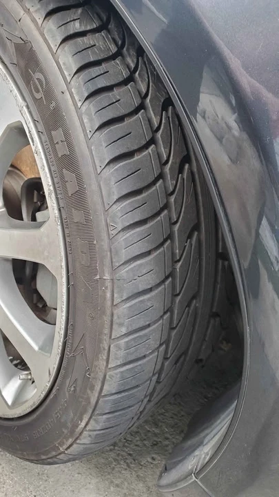 2007 Lexus SC430 - Image 2 of 11